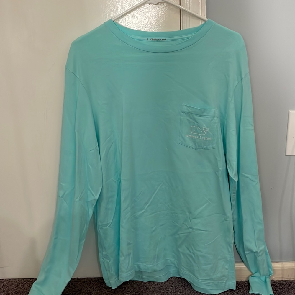 Vineyard Vines light blue long sleeve shirt Size:S